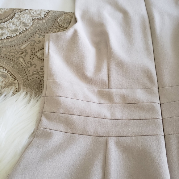 Dress - Picture 5 of 8